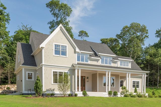 1 McSweeney Lane, Falmouth, MA 02540