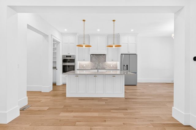 1 McSweeney Lane, Falmouth, MA 02540