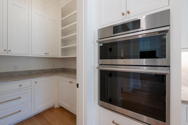 1 McSweeney Lane, Falmouth, MA 02540