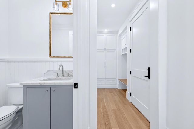 1 McSweeney Lane, Falmouth, MA 02540