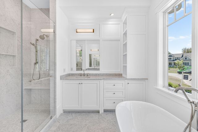 1 McSweeney Lane, Falmouth, MA 02540