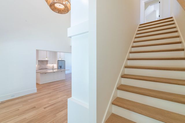 1 McSweeney Lane, Falmouth, MA 02540