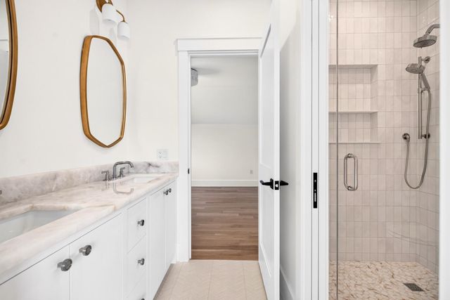1 McSweeney Lane, Falmouth, MA 02540