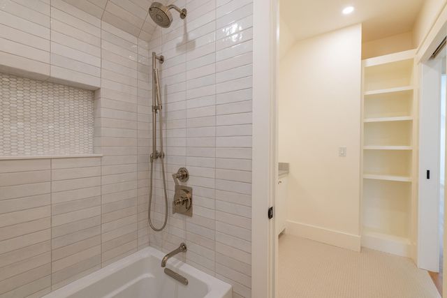 1 McSweeney Lane, Falmouth, MA 02540