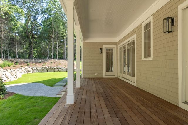 1 McSweeney Lane, Falmouth, MA 02540