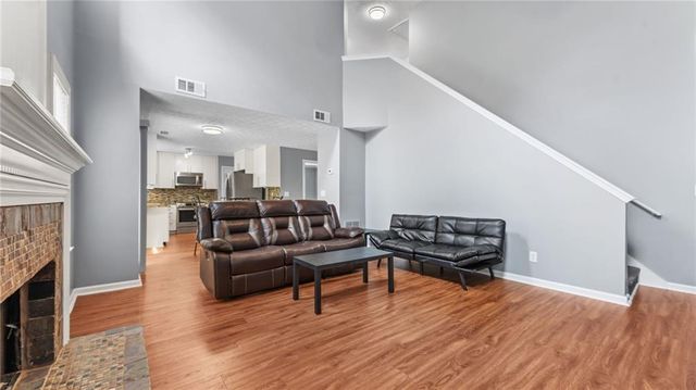 450 Manor Glen Drive, Suwanee, GA 30024