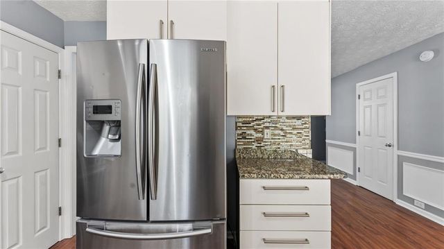 450 Manor Glen Drive, Suwanee, GA 30024