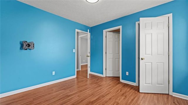 450 Manor Glen Drive, Suwanee, GA 30024