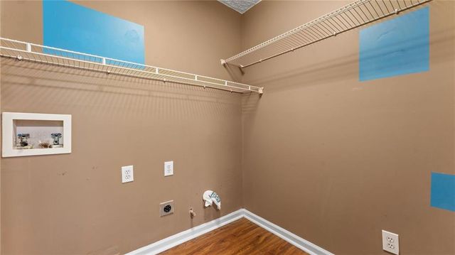 450 Manor Glen Drive, Suwanee, GA 30024