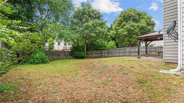 450 Manor Glen Drive, Suwanee, GA 30024