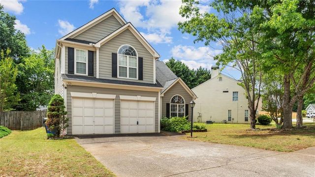 450 Manor Glen Drive, Suwanee, GA 30024