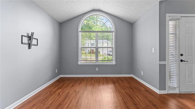 450 Manor Glen Drive, Suwanee, GA 30024