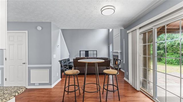 450 Manor Glen Drive, Suwanee, GA 30024