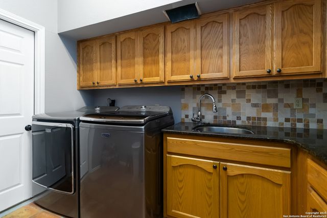 230 Montwood, Seguin, TX 78155