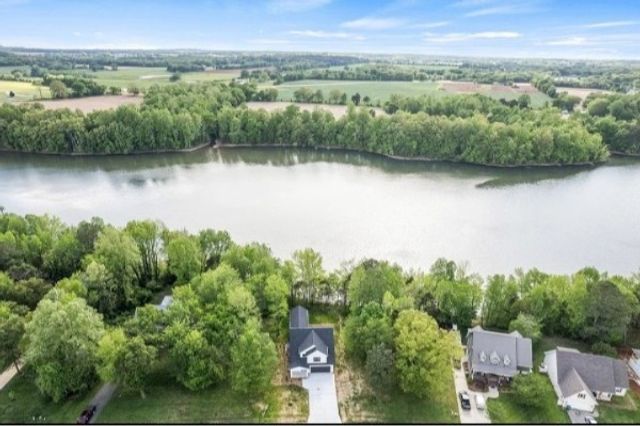 73 Cypress Point Dr, Winchester, TN 37398