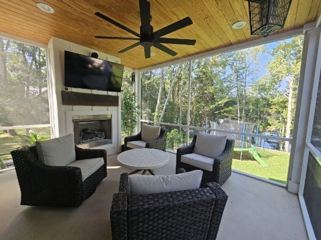 73 Cypress Point Dr, Winchester, TN 37398