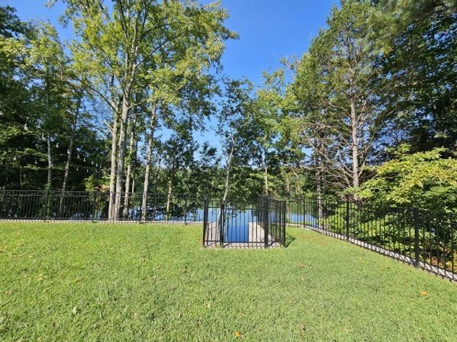 73 Cypress Point Dr, Winchester, TN 37398