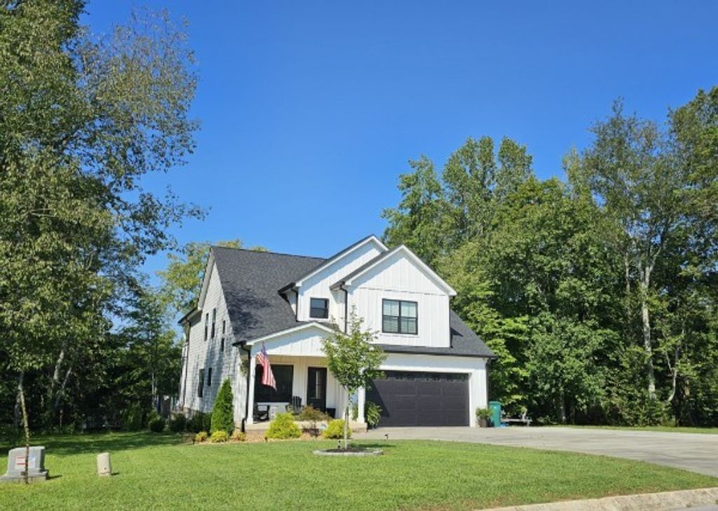 73 Cypress Point Dr, Winchester, TN 37398
