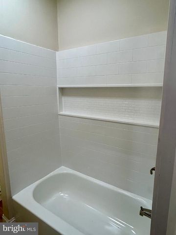 4050 CAMBRIDGE ST, Philadelphia, PA 19104