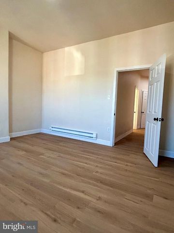 4050 CAMBRIDGE ST, Philadelphia, PA 19104