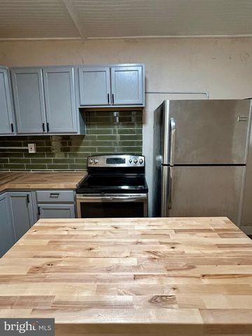 4050 CAMBRIDGE ST, Philadelphia, PA 19104