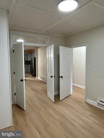 4050 CAMBRIDGE ST, Philadelphia, PA 19104