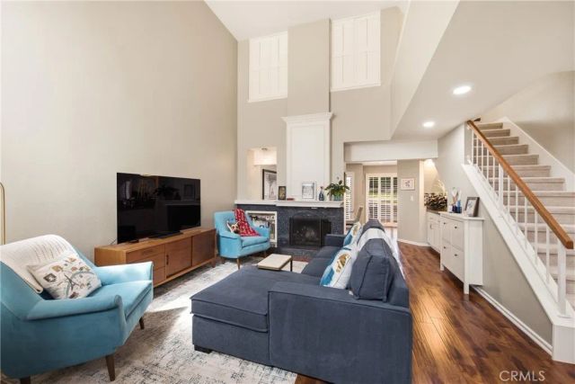 1323 Calle Lozano, Camarillo, CA 93012