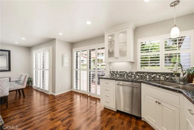 1323 Calle Lozano, Camarillo, CA 93012