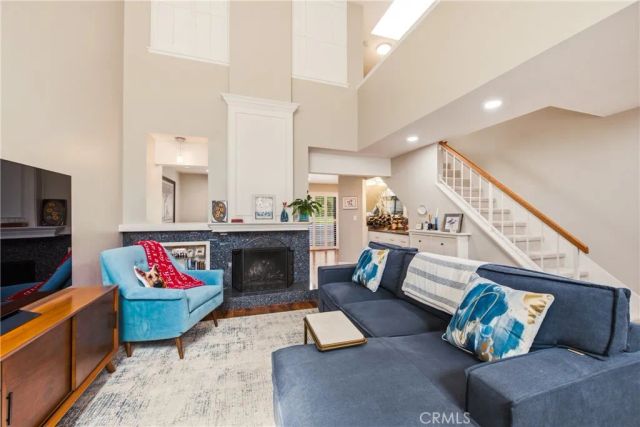 1323 Calle Lozano, Camarillo, CA 93012