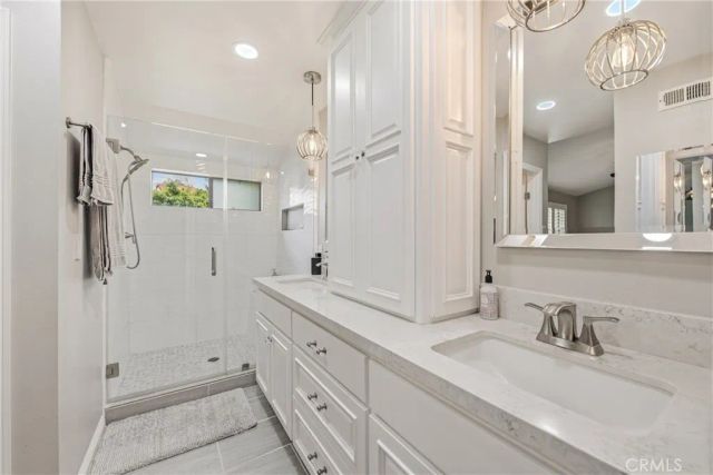 1323 Calle Lozano, Camarillo, CA 93012