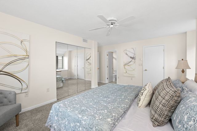 1100 Salem St 75, Lynnfield, MA 01940