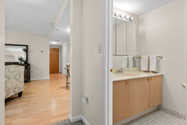 1100 Salem St 75, Lynnfield, MA 01940