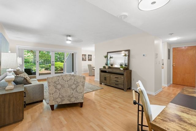 1100 Salem St 75, Lynnfield, MA 01940