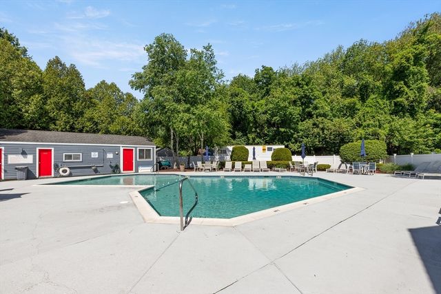 1100 Salem St 75, Lynnfield, MA 01940