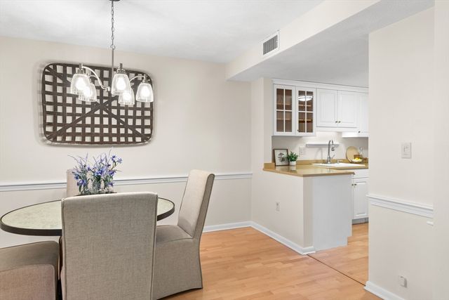 1100 Salem St 75, Lynnfield, MA 01940