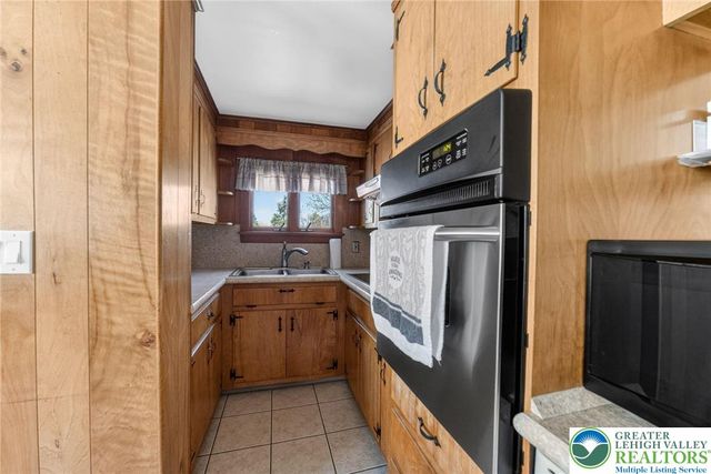 310 Berks Street, Easton, PA 18045