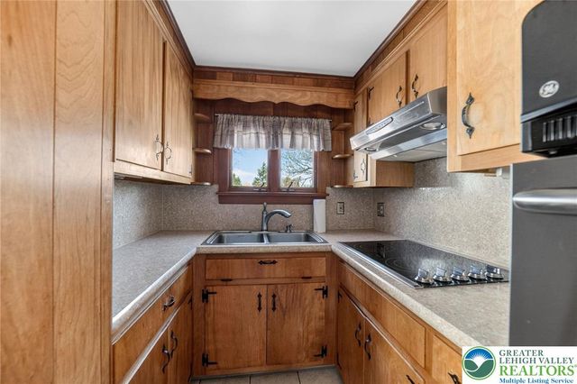 310 Berks Street, Easton, PA 18045