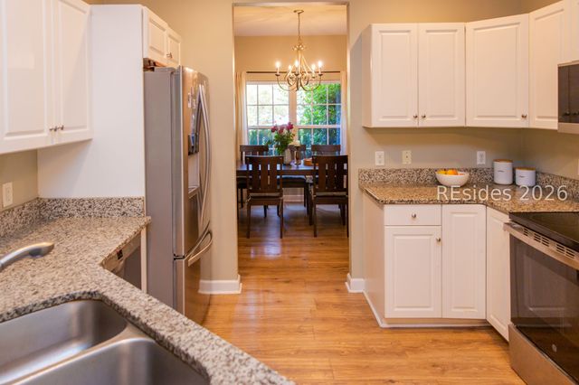 20 Hanahan Ln, Hilton Head Island, SC 29926