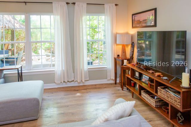 20 Hanahan Ln, Hilton Head Island, SC 29926