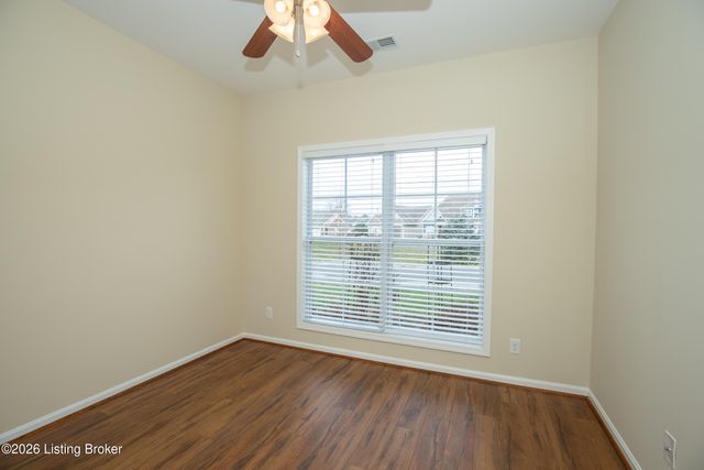 3411 Eastbrook Dr, La Grange, KY 40031