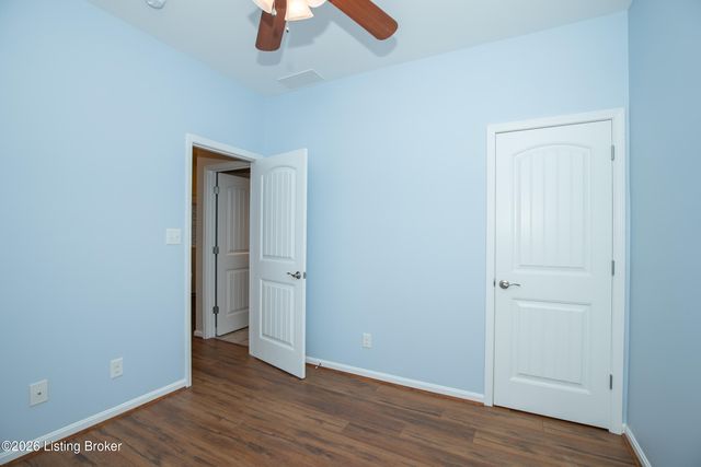 3411 Eastbrook Dr, La Grange, KY 40031