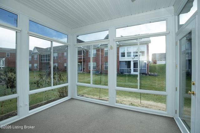 3411 Eastbrook Dr, La Grange, KY 40031