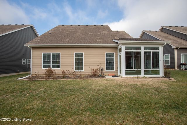 3411 Eastbrook Dr, La Grange, KY 40031