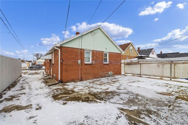 159 Eastland Parkway, Cheektowaga, NY 14225