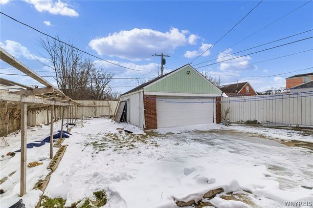 159 Eastland Parkway, Cheektowaga, NY 14225