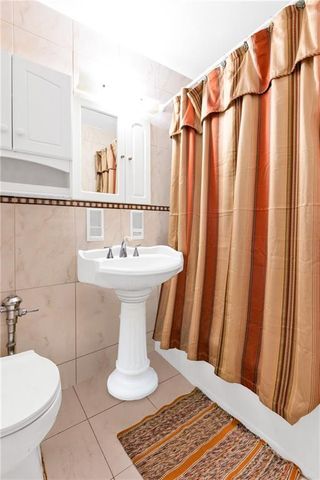 2580 Ocean Parkway 2K, Brooklyn, NY 11235