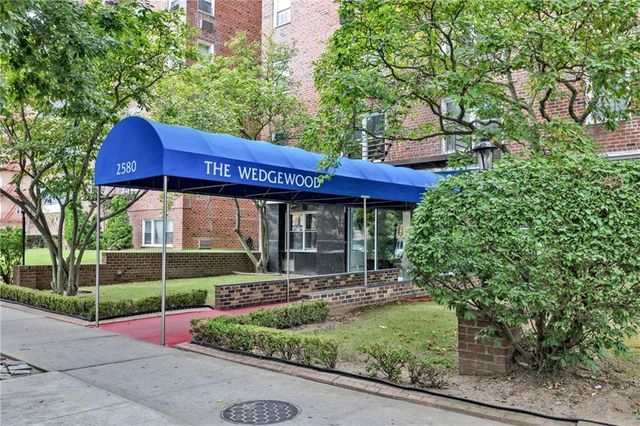 2580 Ocean Parkway 2K, Brooklyn, NY 11235