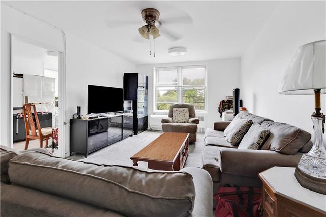 2580 Ocean Parkway 2K, Brooklyn, NY 11235