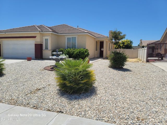 11819 Maywood Street, Adelanto, CA 92301