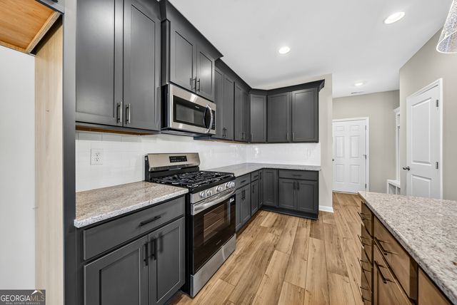 104 Beaver Creek Way 264, Lagrange, GA 30241